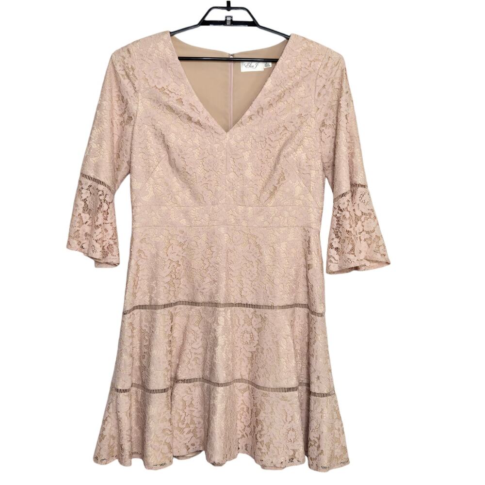 Eliza J Dress Lace Blush Pink Size 14 Ruffle Bell 3/4 Sleeve Fit & Flare